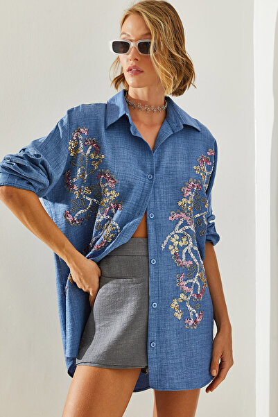 Bianco Lucci قميص نسائي كبير الحجم مزين بالزهور ومطرز بالأحجار - 5946 60251478