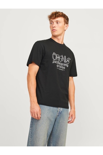 Jack & Jones تيشيرت أسود بقصة عادية - 12262571