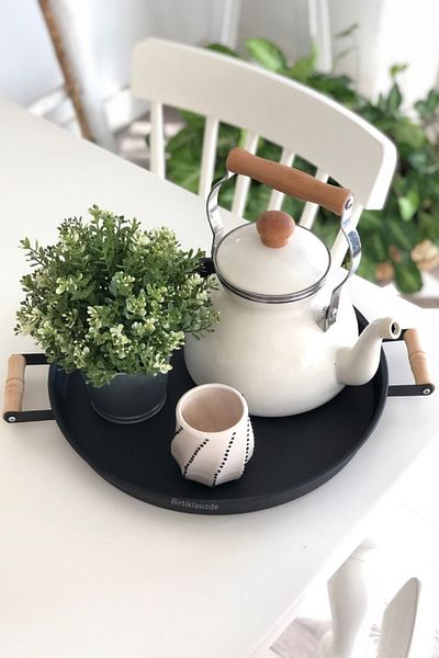 kitchen trend Round 37 Cm Metal Round Black Tray with Wooden Handles, Presentation Tray, Breakfast Tray