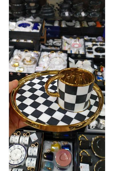 AROW Checkers Cup Set