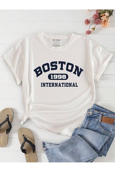 MODARİCH Boston 1998 T-Shirt - Λευκό εμπριμέ Oversize Crew λαιμόκοψη κοντό μανίκι φαρδύ