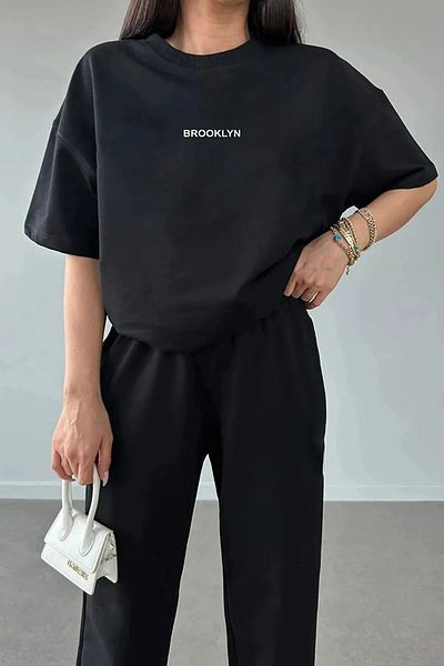 Mythologie Μπλουζάκι με λογότυπο Brooklyn Sweatpants Jogger - Σετ φόρμας με μαύρη στάμπα Oversize Crew Neck