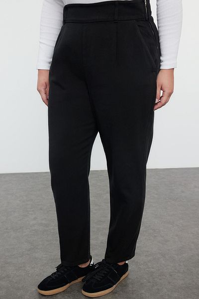 Trendyol Curve High Waist Black Straight Jeans - Large Size TBBAW25CJ00002