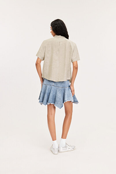 Monki Tina Linen Shirt - Comfortable Fit and Stylish Design