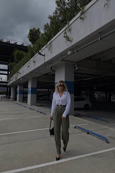 mylove بنطلون بالازو مطوي باللون الكاكي