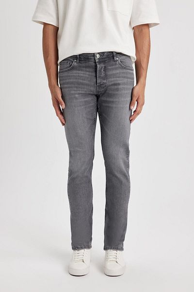DeFacto Wiser Wash Pedro Slim Fit Narrow Fit Regular Waist Narrow Leg Jean Pants B2572ax23au