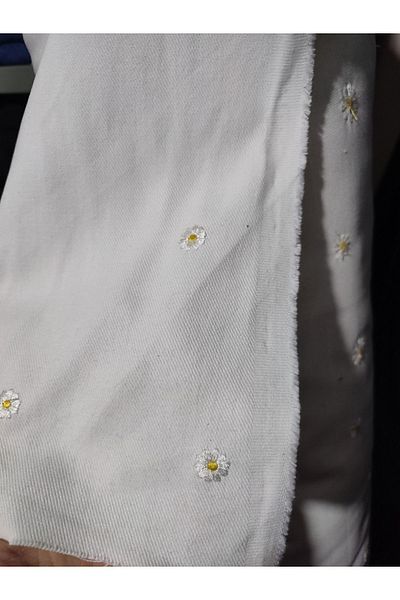 Denim Daisy Flower Embroidered Denim Fabric Embroidered Denim Fabric 8009