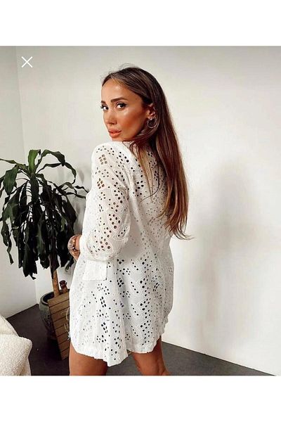 CNG MODA Large Size Scalloped Embroidered Jacket