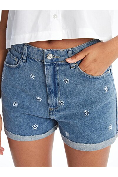 LC Waikiki Γυναικείο τζιν σορτς με ψηλόμεσο κέντημα - XSIDE Standard Fit