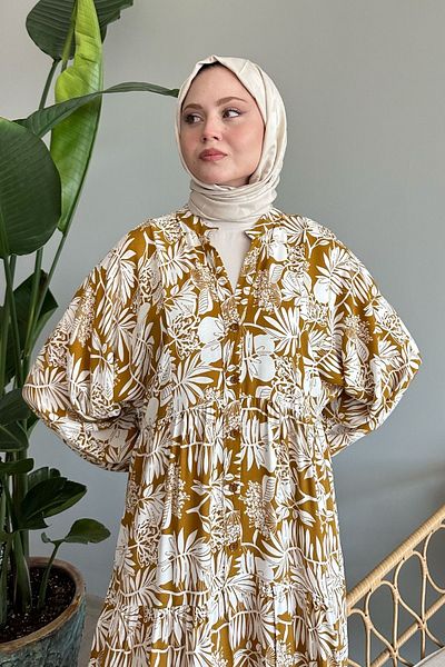 InStyle Olejově zelená viskóza - tropické šaty s balonovým rukávem