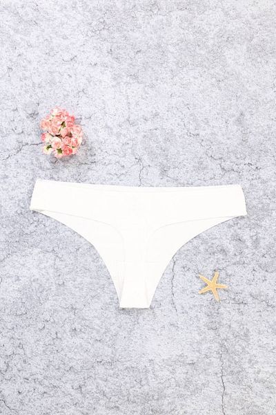 MİO ESTİLO Seamless Laser Thong Panties 3-Pack