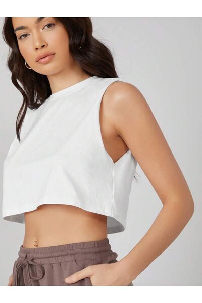 Butik Kadın Beyaz Bisiklet Yaka Sıfır Kol Crop T-Shirt Crop