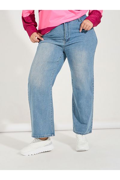 Styli Plus Size Straight Fit High Rise Ankle Length Jeans