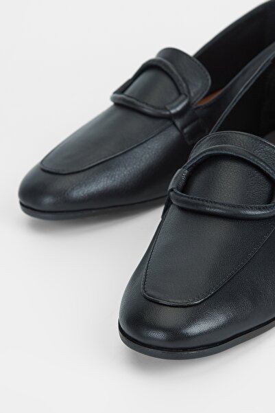 Valmenti Жіночі чорні туфлі-мокасини з натуральної шкіри