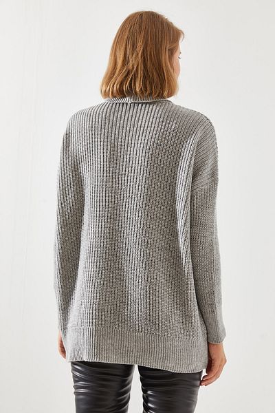 Bianco Lucci Thessaloniki Women's Sweater - 20247508 Model