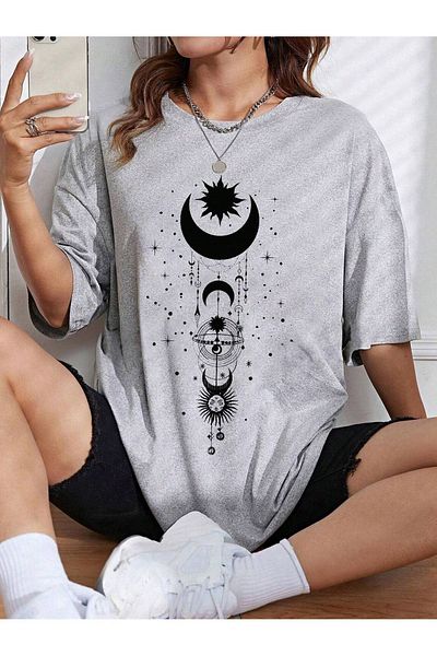 MODARİCH Μπλουζάκι Sun Moon Symbol - Γκρι εμπριμέ Oversize Crew λαιμόκοψη κοντό μανίκι φαρδύ