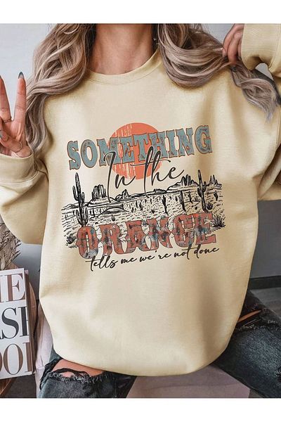 MODARİCH Κάτι πορτοκαλί φούτερ - Μπεζ εμπριμέ Oversize Crew Neck