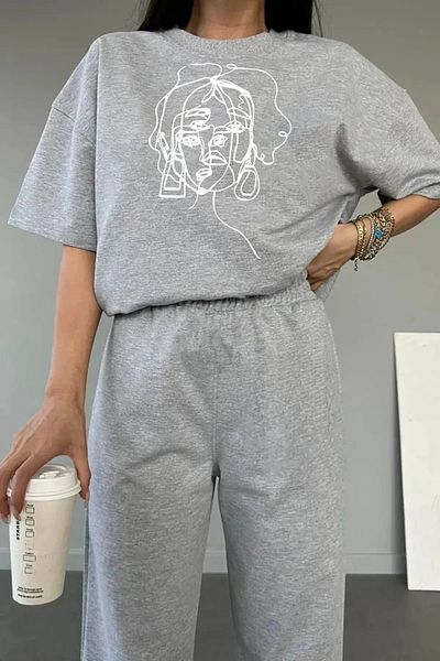 Mythologie Stripe Face T-shirt Sweatpants Jogger - Σετ φόρμας με γκρι στάμπα Oversize Crew Neck