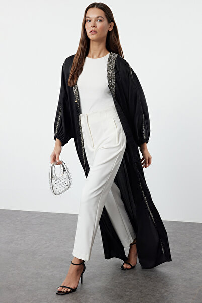 Trendyol Modest Tkaná černá kšiltovka - Ferace & Abaya s detailem příslušenství TCTSS24KF00059