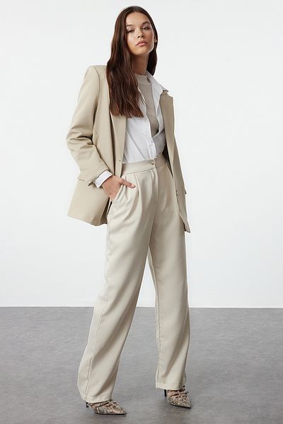 Trendyol Collection Mintfarbene, gerade geschnittene, gewebte Hose – TWOAW22PL0321