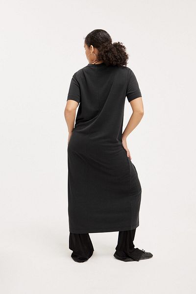 Monki فستان ألبا توشانيك