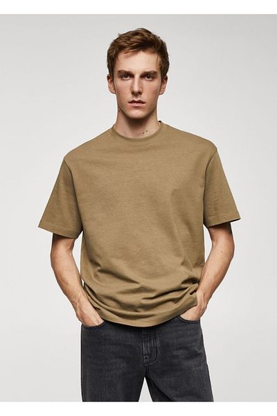 MANGO Man T-shirt basic o wygodnym kroju, wykonany w 100% z bawełny