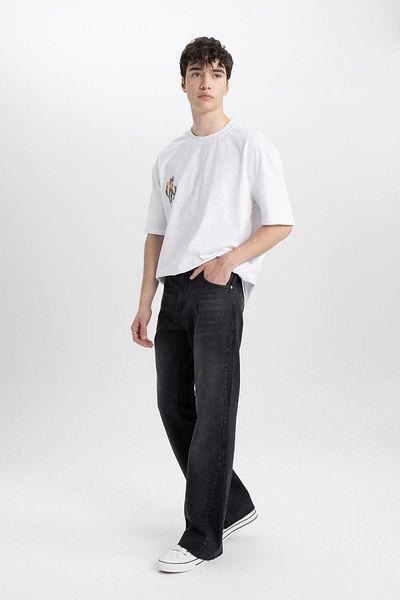 DeFacto Flayer Fit Jeanshose mit weitem Bein B8325ax24sm