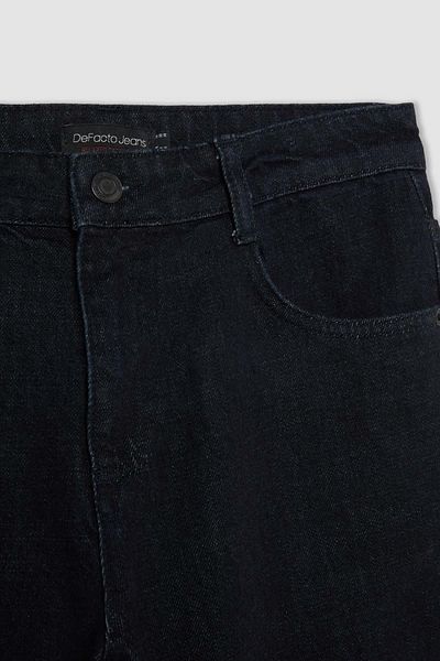 DeFacto Bequeme, entspannte Carrot-Fit-Jeanshose C4432ax24sp