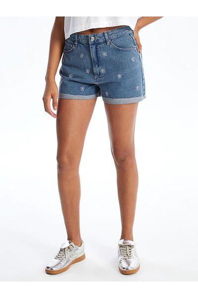 LC Waikiki Pantaloni scurți de damă din Jean cu broderie cu talie înaltă - XSIDE Standard Fit