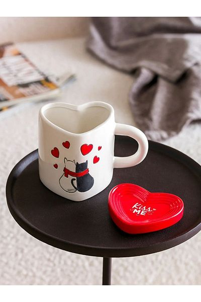 LC Waikiki Porcelain Cup with E Heart Figure 400 Ml