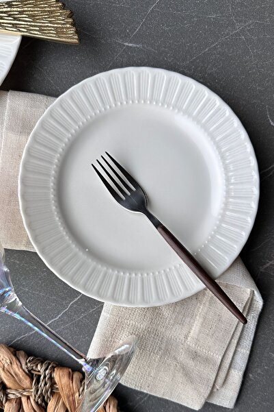 porselenden Valencia 24 Parça 6 kişilik Premium Porselen Günlük Krem Yemek Takımı