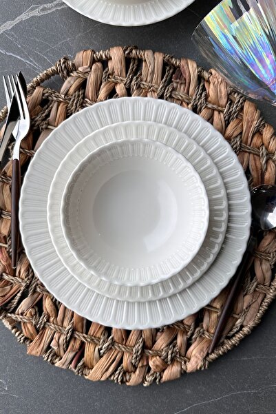 porselenden Valencia 24 Parça 6 kişilik Premium Porselen Günlük Krem Yemek Takımı