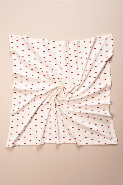 Mai Perla Heart Blanket (90 X 90) Soft Organic Cotton Blanket