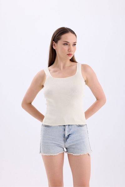 NZL TEKSTİL Women's Ribbed Look Thick Strap Basic Undershirt