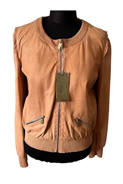 asus deri سترة نسائية من الجلد الطبيعي - تفاصيل مكشكشة