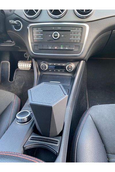 Butik Car Trash Can - Stylish and Convenient Design