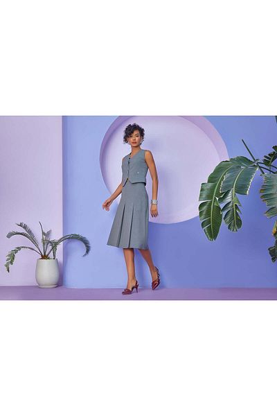 G-Line Gray A-line Knee Length Wide Pleated Woven Skirt