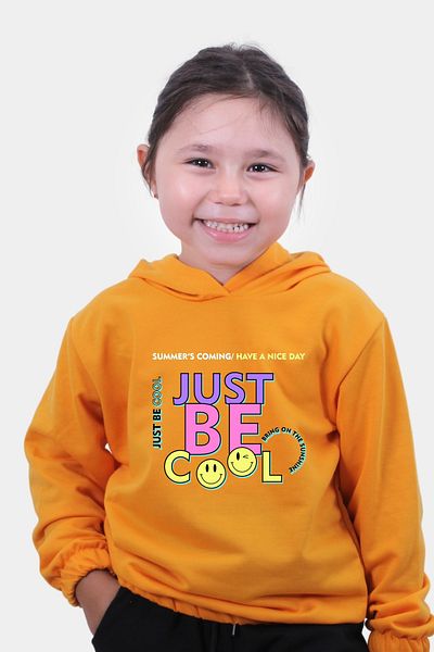 YA KO KİDS Hanorac portocaliu cu glugă cu imprimeu Just Be Cool pentru fete