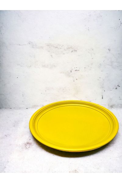 kitchen trend Single 44 Cm Yellow Metal Round Tea, Coffee, Cake, Serving Tray Decorative Presentation