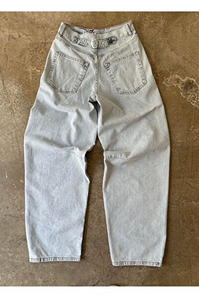 Shield Life Χαλαρή εφαρμογή - Γυναικείες τζιν μπότες με φαρδύ πόδι με λεπτομέρεια αγκράφα χιονιού