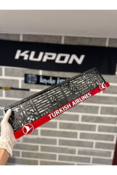 Universal Turkish Airlines Plakalık Takım