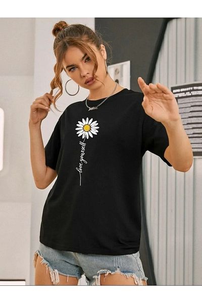 MODARİCH Μπλουζάκι Daisy Written - Μαύρο, εμπριμέ, λαιμόκοψη, εμπριμέ, κοντομάνικο, Boyfriend, Loose