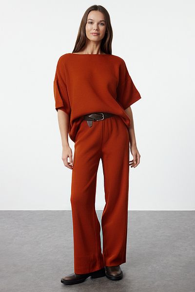 Trendyol Collection Three-Quarter Brick Colored Sleeve Knitwear Set - Top and Bottom Set TWOAW25AU00013