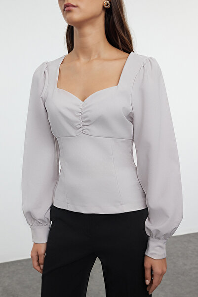 Trendyol Collection Světle šedá tkaná halenka se stahovací šňůrkou TWOAW23BZ00633