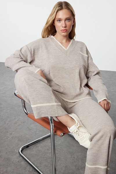Trendyol Collection Mink színű széles formájú tollas kötöttáru szett - TWOAW24AU00099