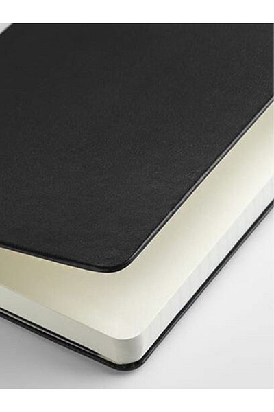 Moleskine Classic Notebook A4 Size 21x29,7cm 192 Pages Ruled Hard Cover