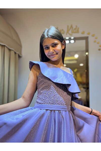 Kanilla Tek omuz volanlı saten uzun abiye