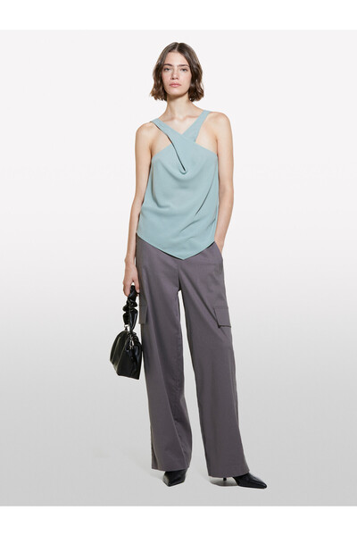 Sisley Narrow Cut Women's Sage - Front Twist Detail