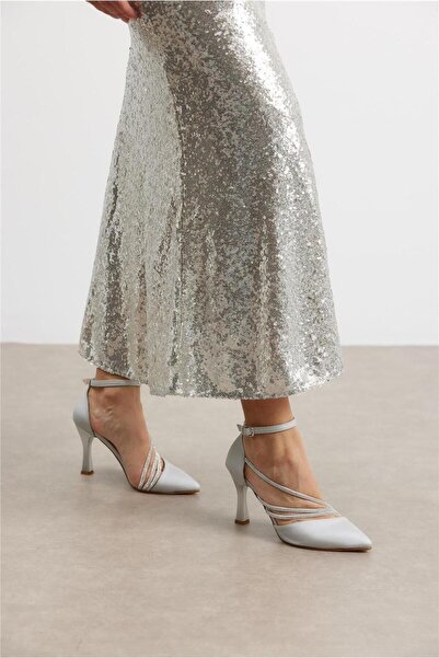 MİKANA MODA Pantofi cu toc de damă cu detalii în piatră