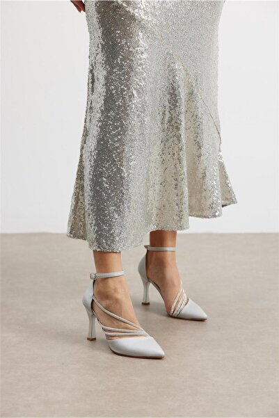 MİKANA MODA Pantofi cu toc de damă cu detalii în piatră